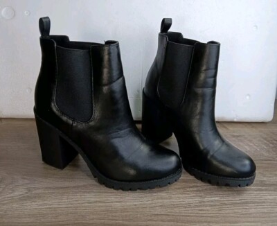 Soda Black Chunky Heel Booties 9M Faux Leather Lug Sole Boots Goth Emo  Bratz