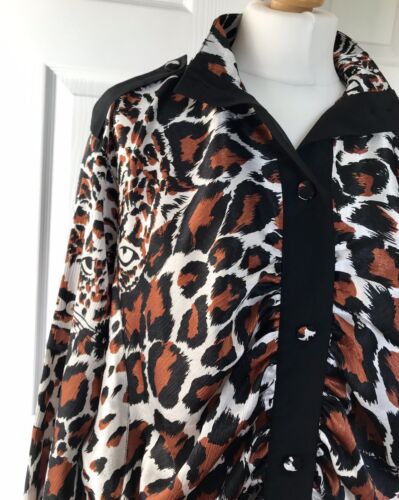 Ladies Shirt Size 12 14 L Leopard Print Designer Blouse Bat Wing Statement - Picture 3 of 12