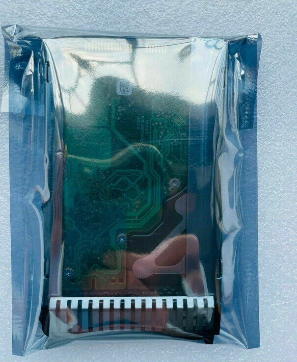 Lenovo IBM 00NA221 00NA222 00NA225 300GB 15K 12G 2.5" SAS G3HS 512e Hard Drive - Image 2 of 3