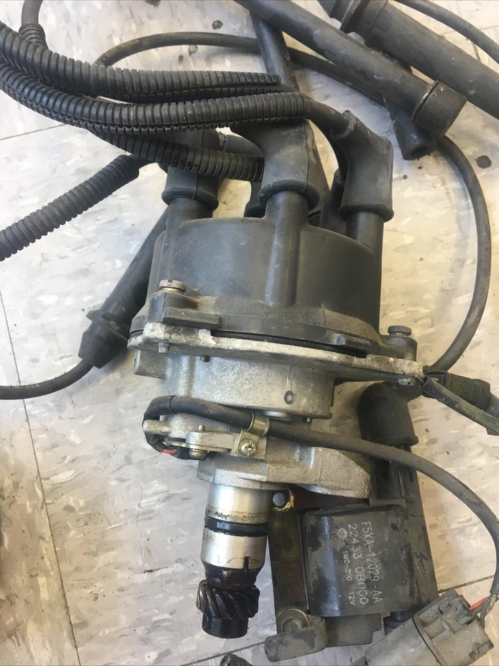 Used Ignition Distributor for 1990-1998 Nissan & Mercury 3.0L 1998 Villager - Image 3 of 4