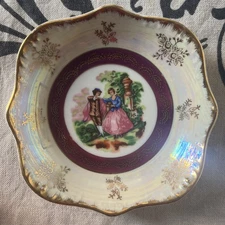 Vintage c1970 Yusui  Porcelain 24KG Plated Victorian Courting Couple Candy Bowl