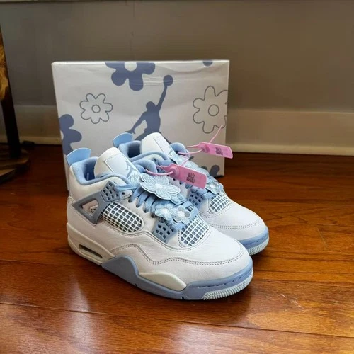 New With Box Jordan 4 Retro Forget Me Not Women's Shoes HV0823-100