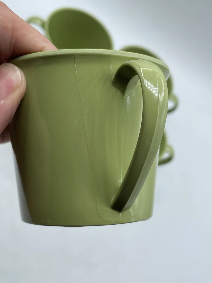 Juego de 5 tazas de café de picnic de campamento de melamina verde vintage Foto 3 de 4