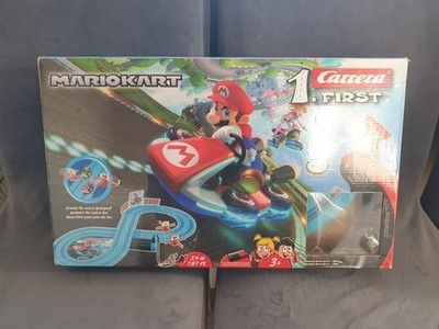 Carrera First Mario Kart Super Mario vs Luigi Nintendo Rennbahn Rennwagen Set