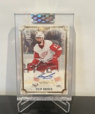 2021-22 Upper Deck Clear Cut Auto Champs Filip Hronek  Detroit Red Wings
