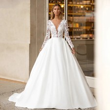 Elegant A-Line Wedding Dresses V-Neck Long Sleeves Lace Appliques Bridal Gowns
