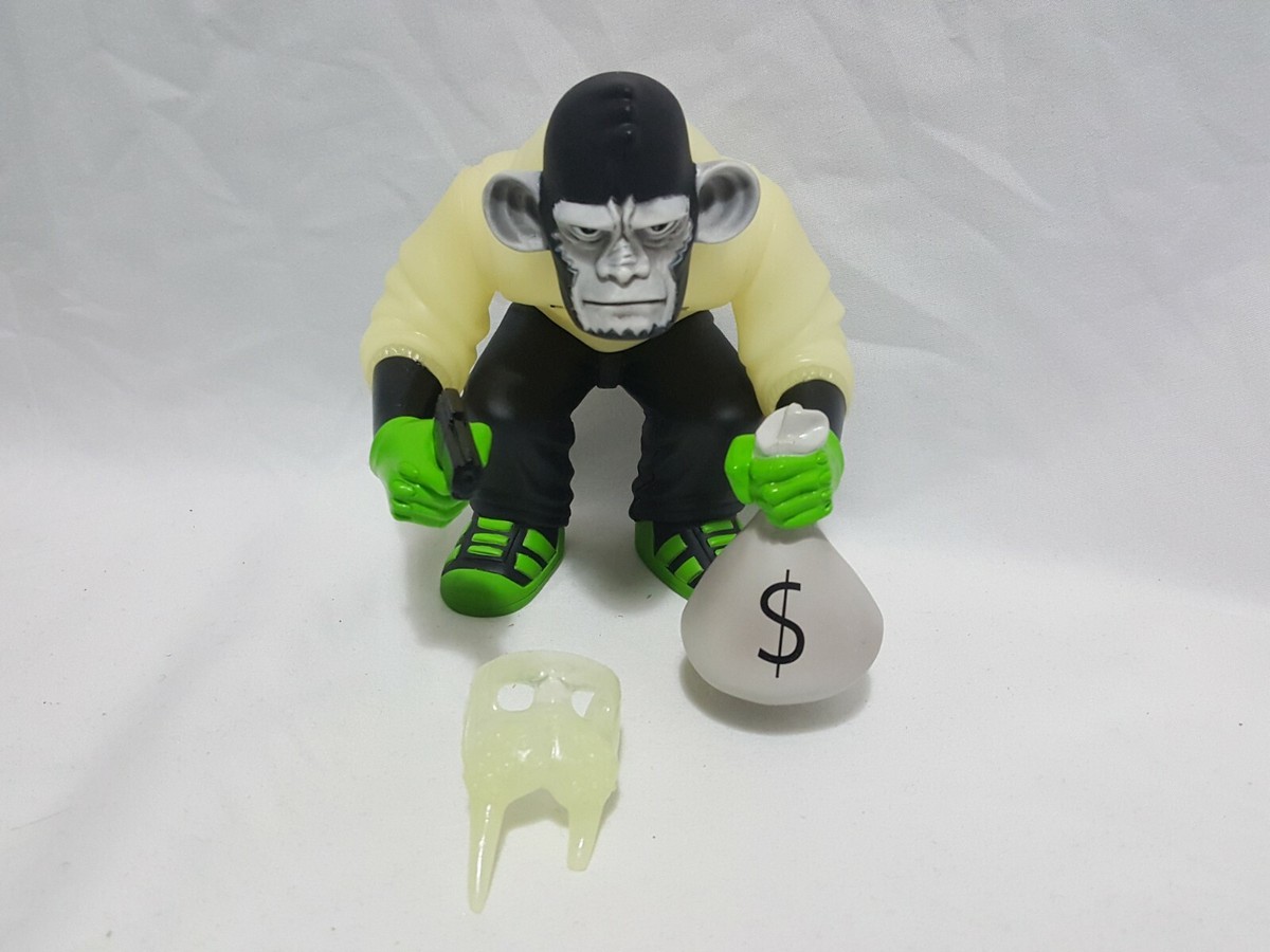 Pay Day Collectible Vinyl Figure by Nate Van Dyke w/ Autographed 