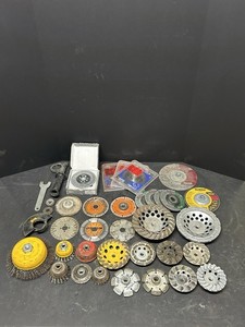 Lot Of (32) New & Used Concrete Diamond/Grinding Cups/Arbors/Disks/Wheels/Blades