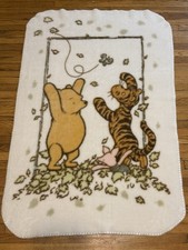 Vintage Disney Classic Winnie The Pooh Tigger Piglet Plush Baby Blanket 45x30
