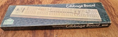VINTAGE LOWE MILTON BRADLEY HOLZ CRIBBAGE BRETT MIT BOX
