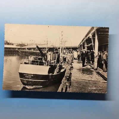 Aberdeen Postkarte 1966 Echtfoto Fischkai Fischerboot