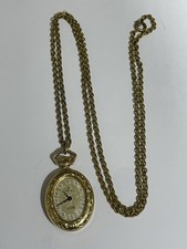 Stunning Vintage Gold Tone 28