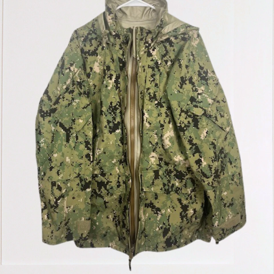 US Navy Type III Parka Working Coat Digital Camo Medium Long Military Jacket - Image 2 of 4