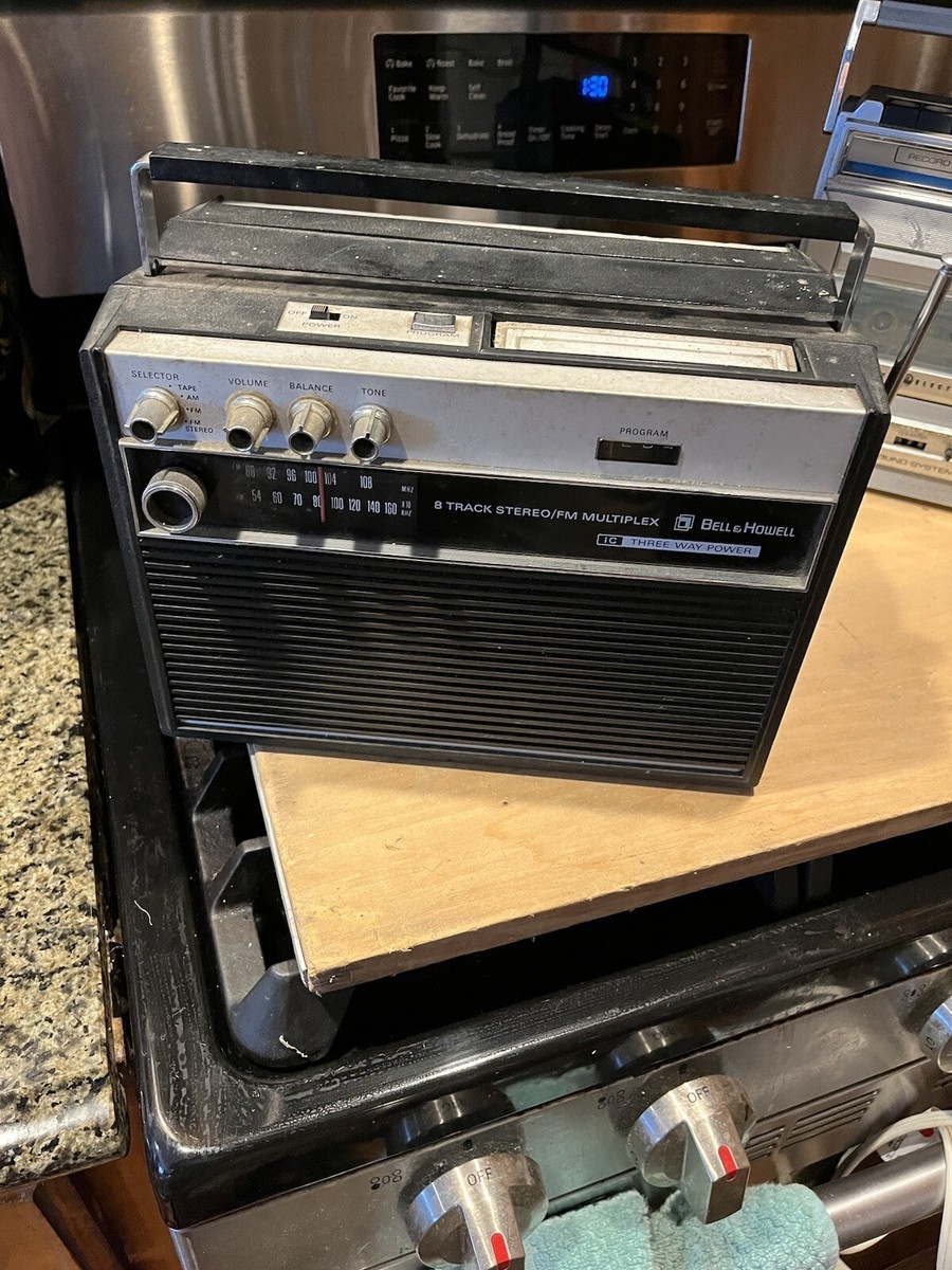 Vtg Bell & Howell 8-Track Tape ￼ Player, Portable Boom Box Model