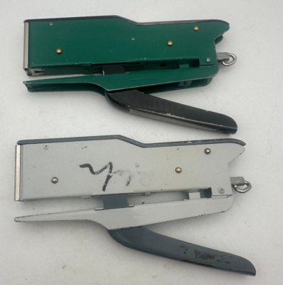 2er Set ZENITH 548/E Tacker Vintage Zangenhefte Grün + Weiß Italy Klammerhefter