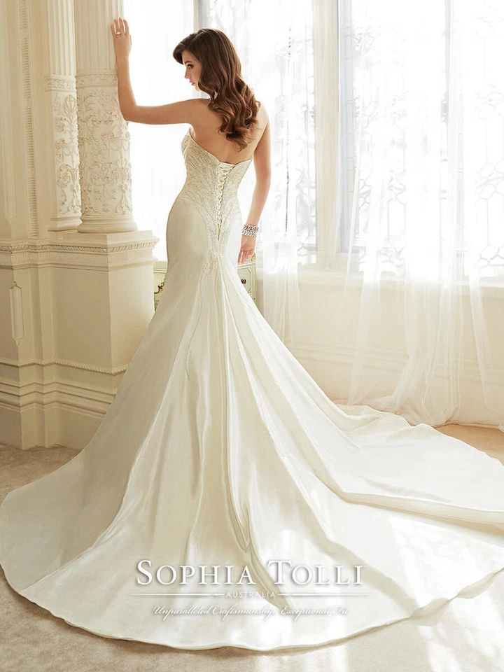 Vestido de novia Sophia Tolli Mon Cheri Basilia Y11638 10 calce y acampanado marfil nuevo con etiquetas Foto 2 de 4