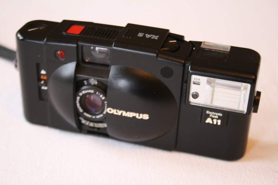 OLYMPUS XA2 35MM CAMERA POINT AND SHOOT (TESTED AND WORKING)) eBay