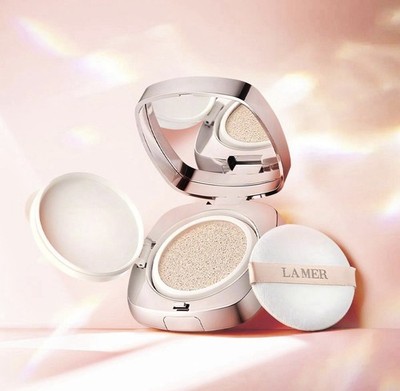 LA MER The Luminous Lifting Cushion Foundation SPF 20 Cushion Compact Makeup