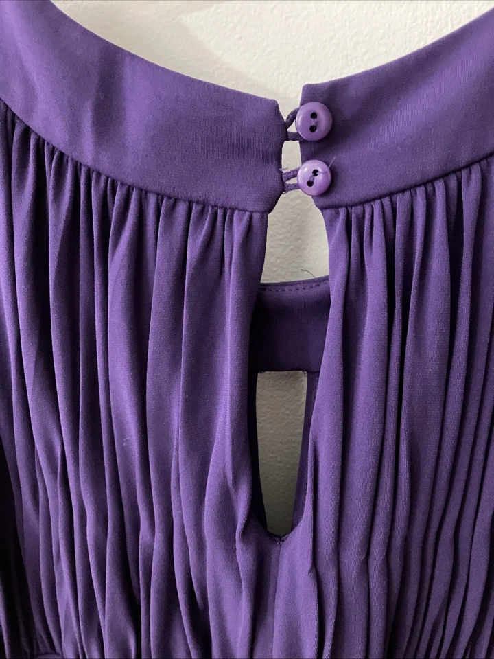 Vestido de noche largo sin mangas Signature By Sangria púrpura talla 8 Foto 4 de 4