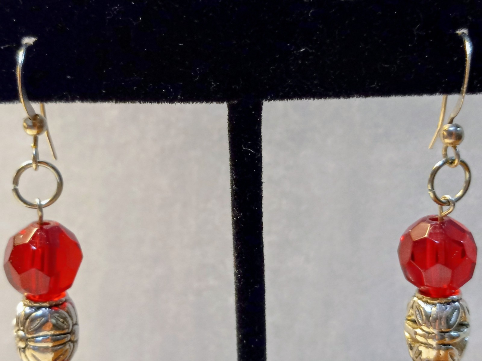 Faceted Ruby Red Glass 2" Beaded Dangle Earrings … - image 5