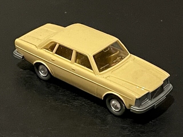 VOLVO VIKING テクノ　1/43 VOLVO VIKING テクノ 1/43 - メルカリ