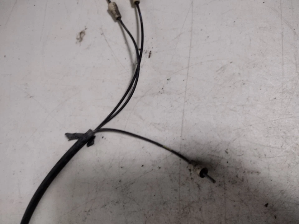 1993-1996 Cadillac Fleetwood brougham fiber optic turn signal cable Left Driver - Image 2 of 4