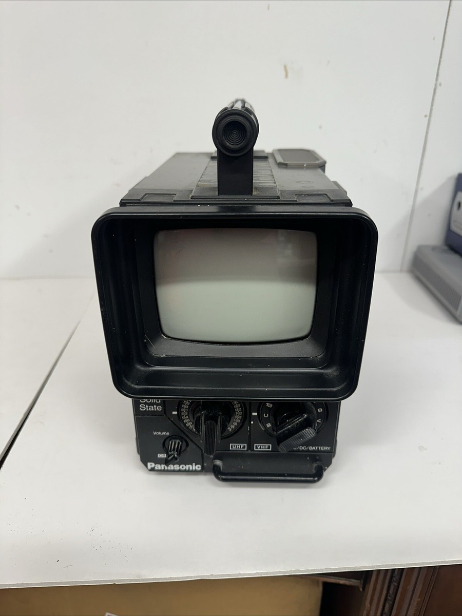 Vintage Panasonic Solid State Portable TV Model TR-555 - Working