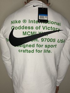 nike swoosh m