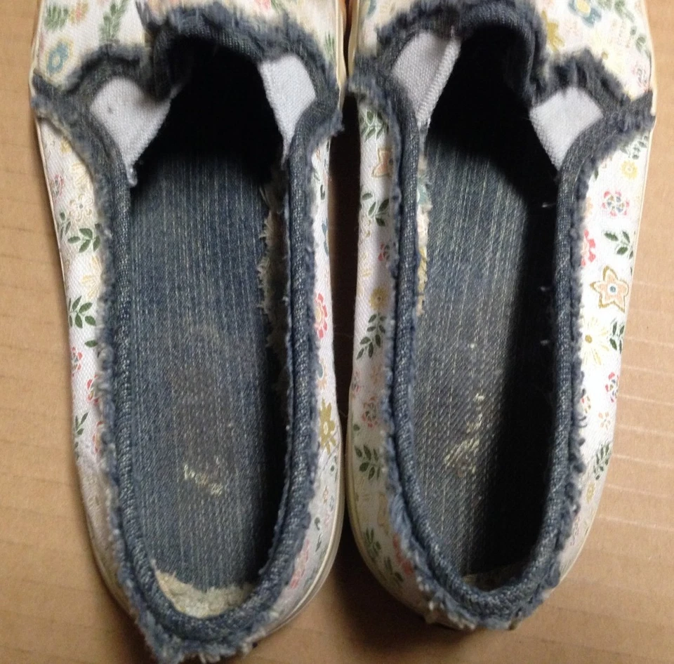 Keds Floral Print Flat No Lace Shoes W/ Jeans Lining SIZE 7 *SEE PHOTOS - Image 2 of 4