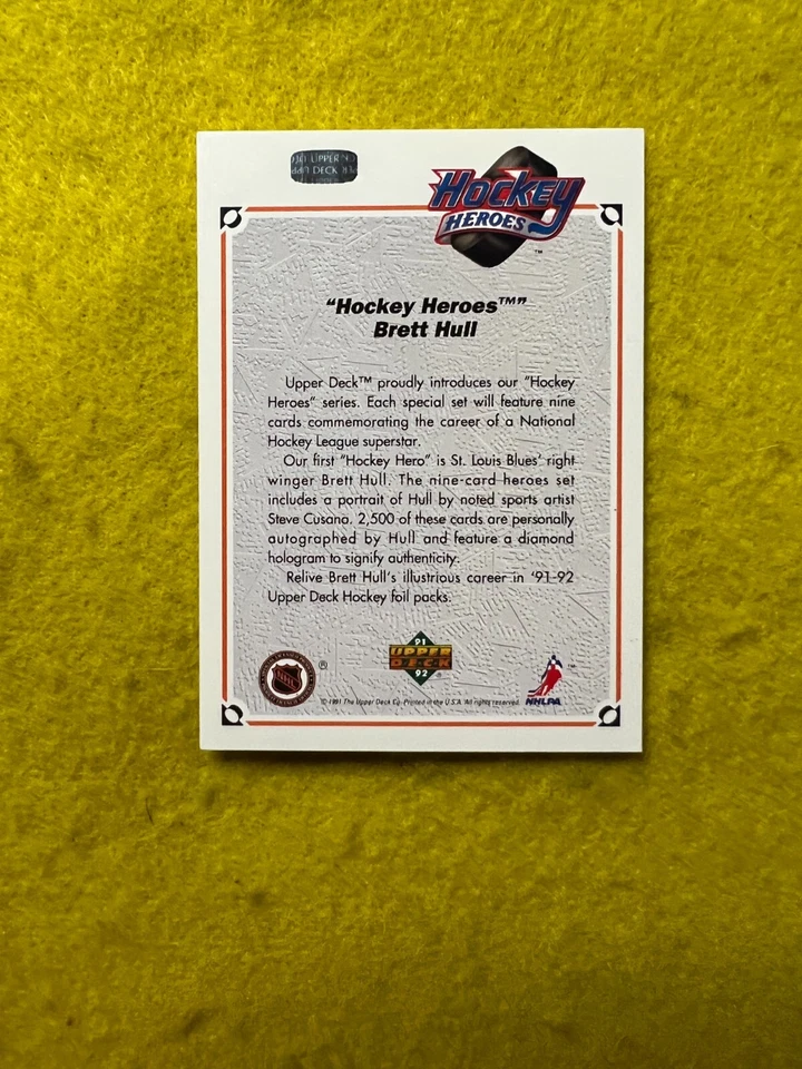 BRETT HULL HOCKEY HEROES 1991 UPPER DECK NHL HOCKEY INSERT CARD , 1 , MINT - Image 2 of 2