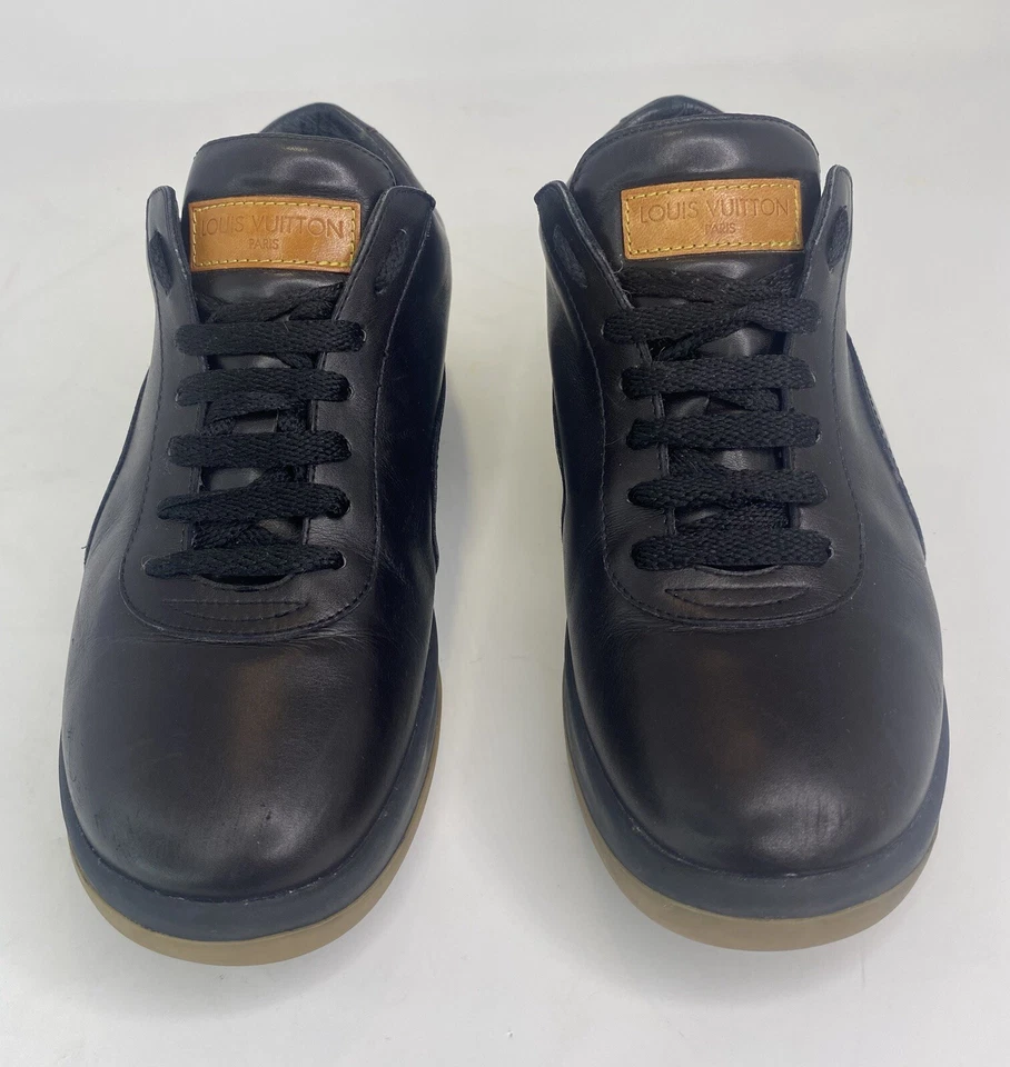 Zapatillas bajas de cuero azul oscuro LOUIS VUITTON talla 8,5 de EE. UU. para mujer Foto 3 de 4