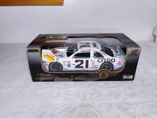 1997 Revell #21 Michael Waltrip Citgo 1/24 Diecast Limited Edition 97 Season