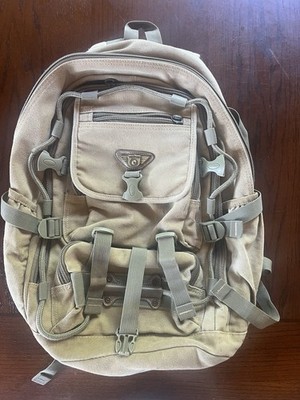 AOKING  Olive Green Canvas Backpack with Adjustable Straps Multiple Compartments