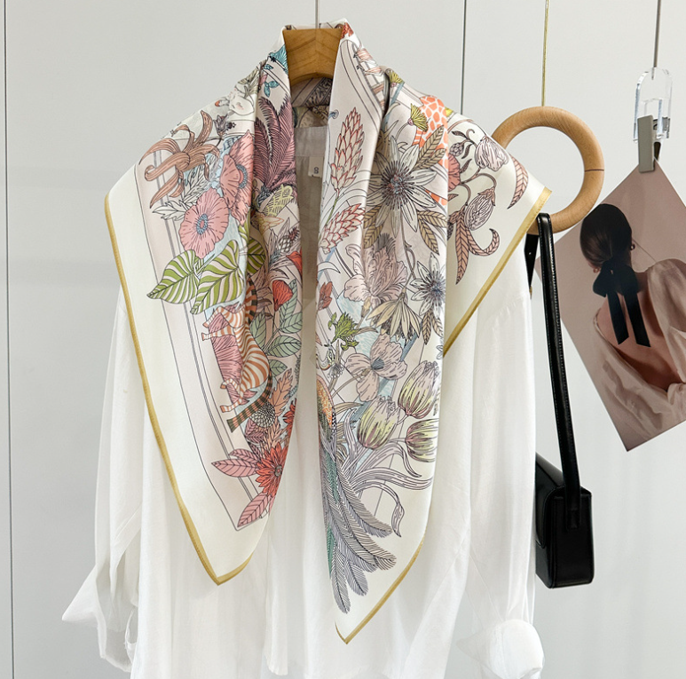 100% Pure Silk Mulberry Scarf 88x88cm Floral Square Bandana for Women