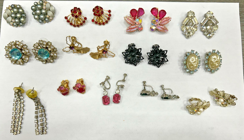 Lot of Vintage Rhinestone Earrings Clip On Screw On Signed ++