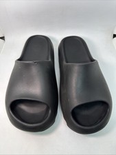 Yeezy Slides Black Onyx Size 10 Us
