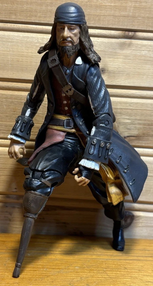6-дюймовая экшн-фигурка капитана Барбоссы из Pirates of the Caribbean 2011 Disney редкая baf - Изображение 3 из 4