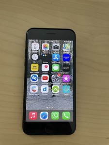 Apple iPhone 7 - 32 GB, Schwarz, ohne Simlock