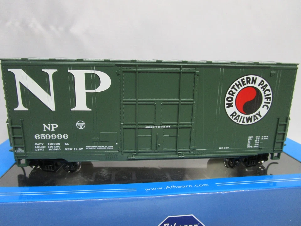 Athearn HO Scale NP Northern Pacific 40' Plug Door Hi-Cube Box Car NOS 76633 - Image 2 of 4
