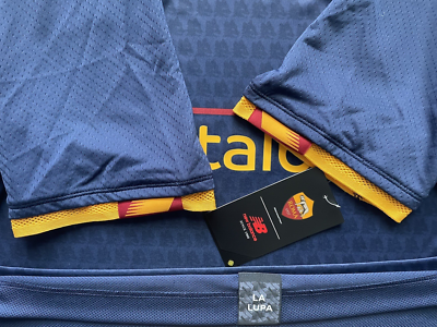 AS Roma 2022/23 New Balance Home Kit - FOOTBALL FASHION