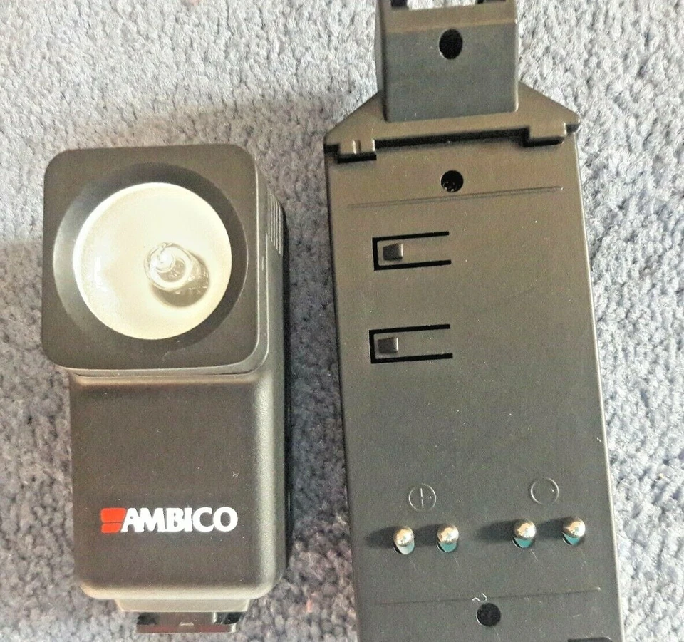 AMBICO, 10 WATTS Bracket Light For Video Camera Expressly For JVC Camcorders - Image 3 of 4
