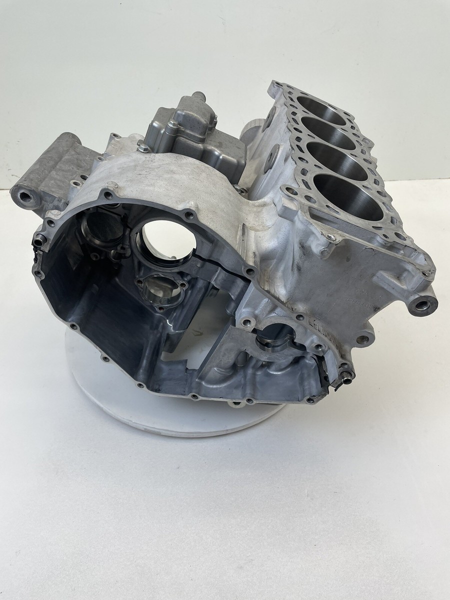2012 11-22 Suzuki GSXR 750 Matching Set Engine Cases Honed