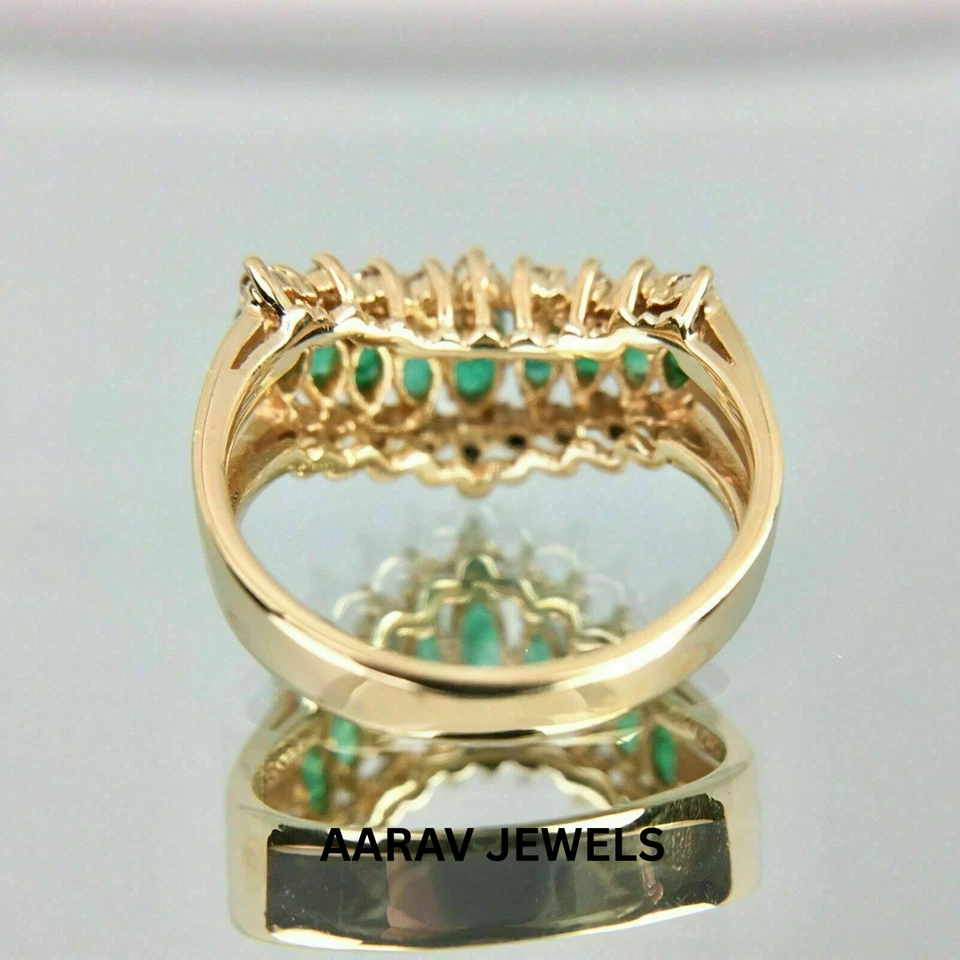 Anillo de compromiso esmeralda verde marquesa natural de 3 quilates enchapado en oro amarillo de 14 k Foto 3 de 4