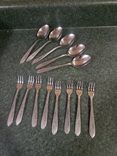 VTG Imperial Stainless Flatware Flower Dance 8 cocktail forks & 5 dessert spoons