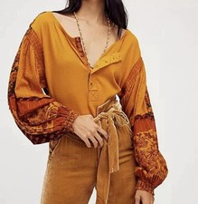 Blusa Tejida Henley Floral Mostaza Free People Maternidad M Manga Globo