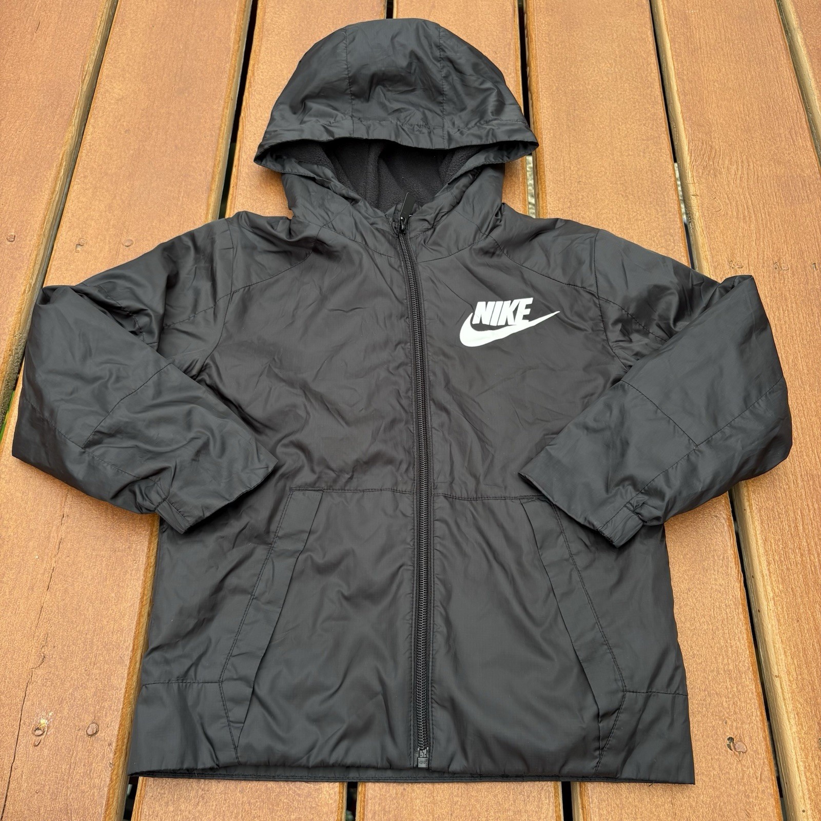 SACAI X NIKE Giacca a vento Nike ragazzo foderata in pile taglia 6 7 felpa con cappuccio outdoor viaggio inverno