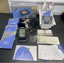 Palm III XE PDA Handheld Personal Organizer Original Box Manuals Disc Cradle VTG