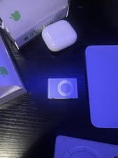 Apple iPod Shuffle 2nd Generation Silver 1GB A1204 TESTED WORKS