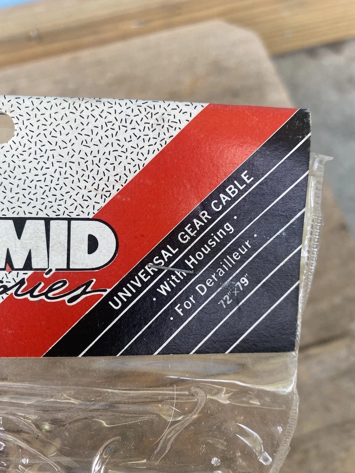 Cable de engranaje de bicicleta piramidal NOS-72”-79”-carcasa blanca-viaje a la montaña Foto 3 de 3