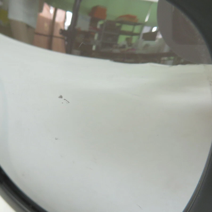 Gafas de sol GENTLE MONSTER de metal/plástico negras x doradas unisex h30373k [USADAS] Foto 4 de 4